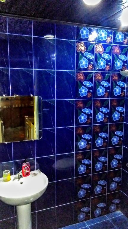 Colibri Home Kutaisi Bagian luar foto