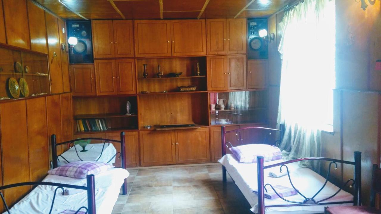 Colibri Home Kutaisi Bagian luar foto